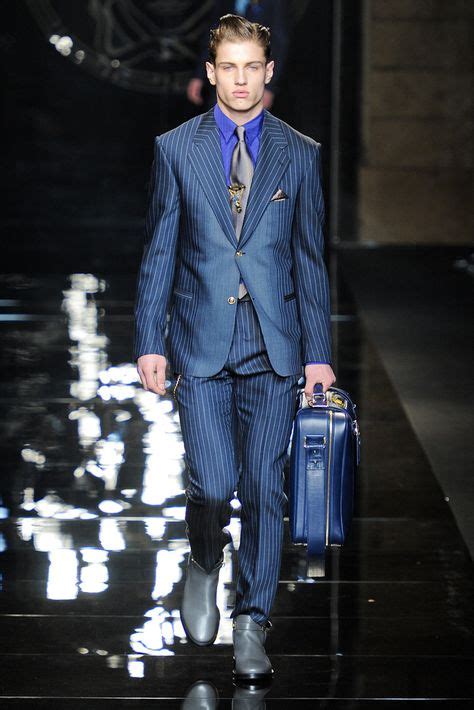 Watch Versace Fall 2012 Menswear 